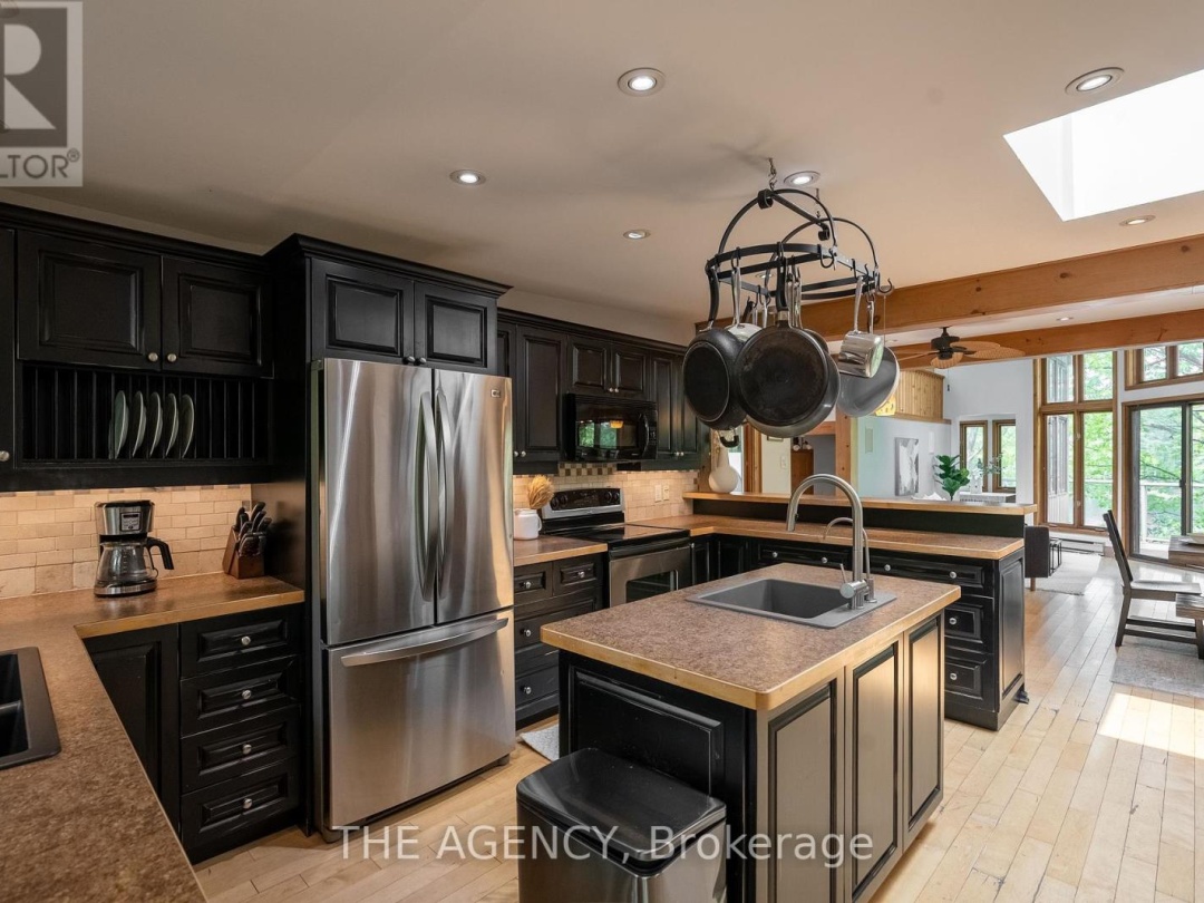 45 PINETREE ROAD, 