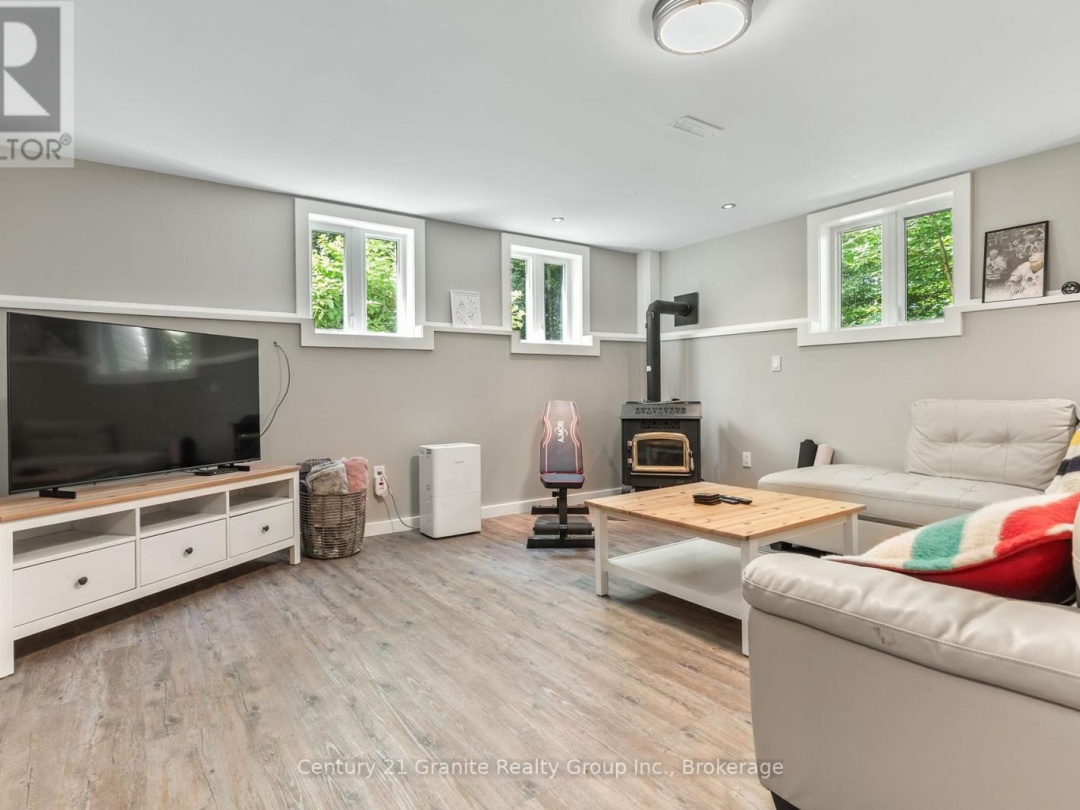1012 REDNER ROAD, 