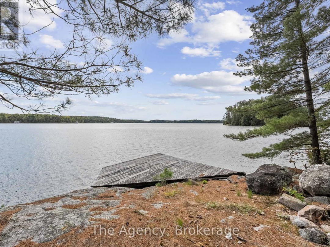 80 Tall Timbers Road, Lake Joseph