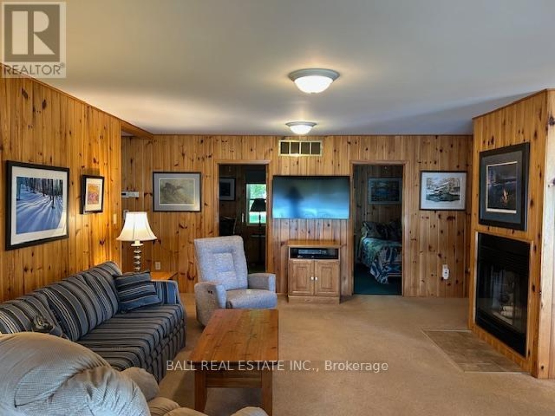 1117 GRAHAM'S LANE, 