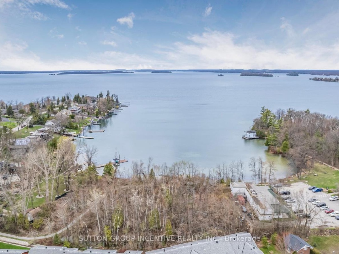 403 40 Museum Drive, Orillia