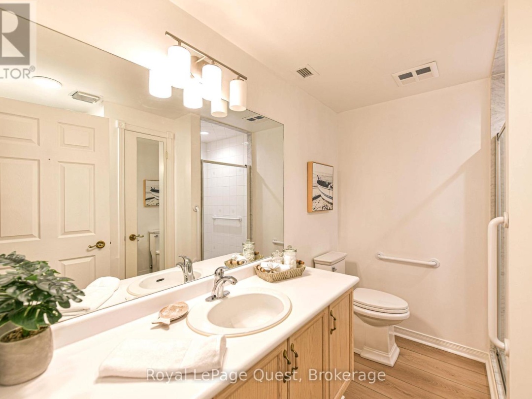 208 - 20 MUSEUM DRIVE, 