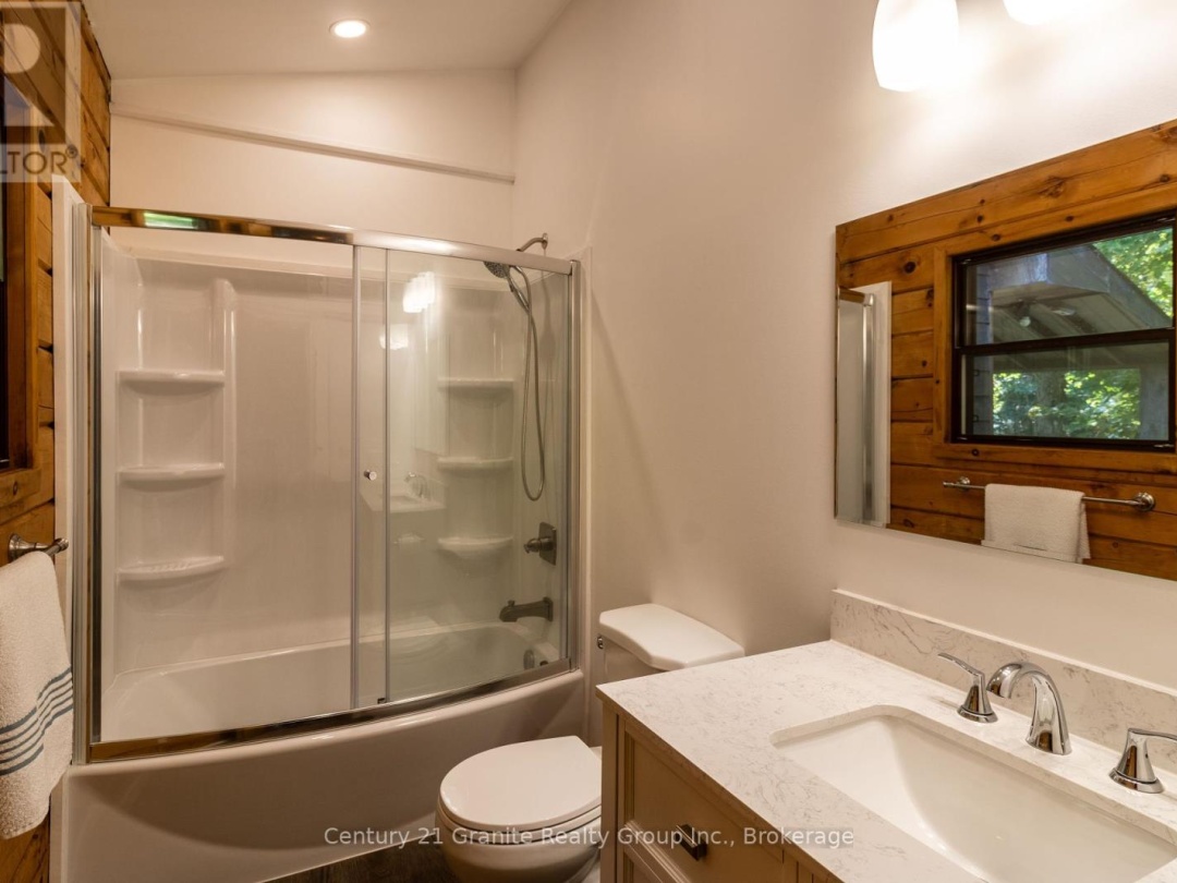 1054 THE NARROWS TRAIL, 