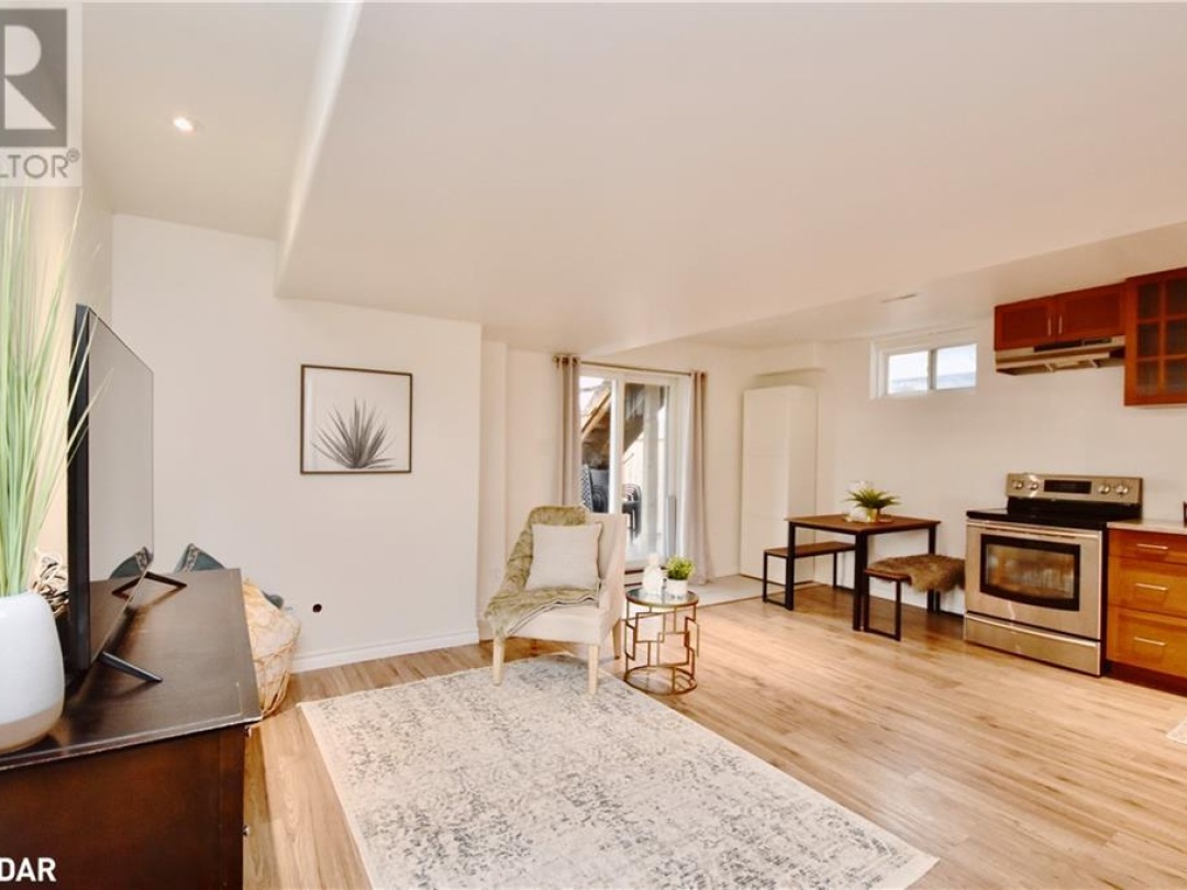 3089 EMPEROR Drive, 