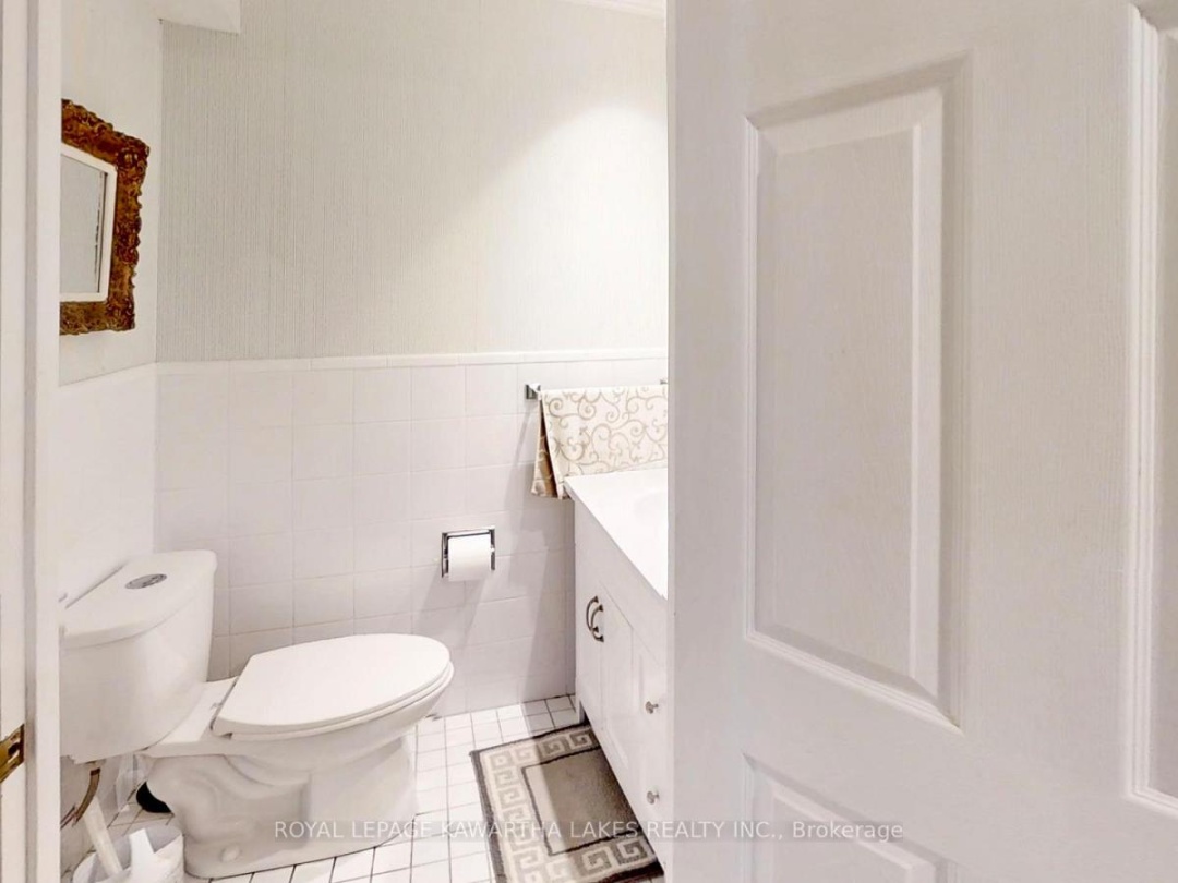 835 CEDAR GLEN ROAD, 