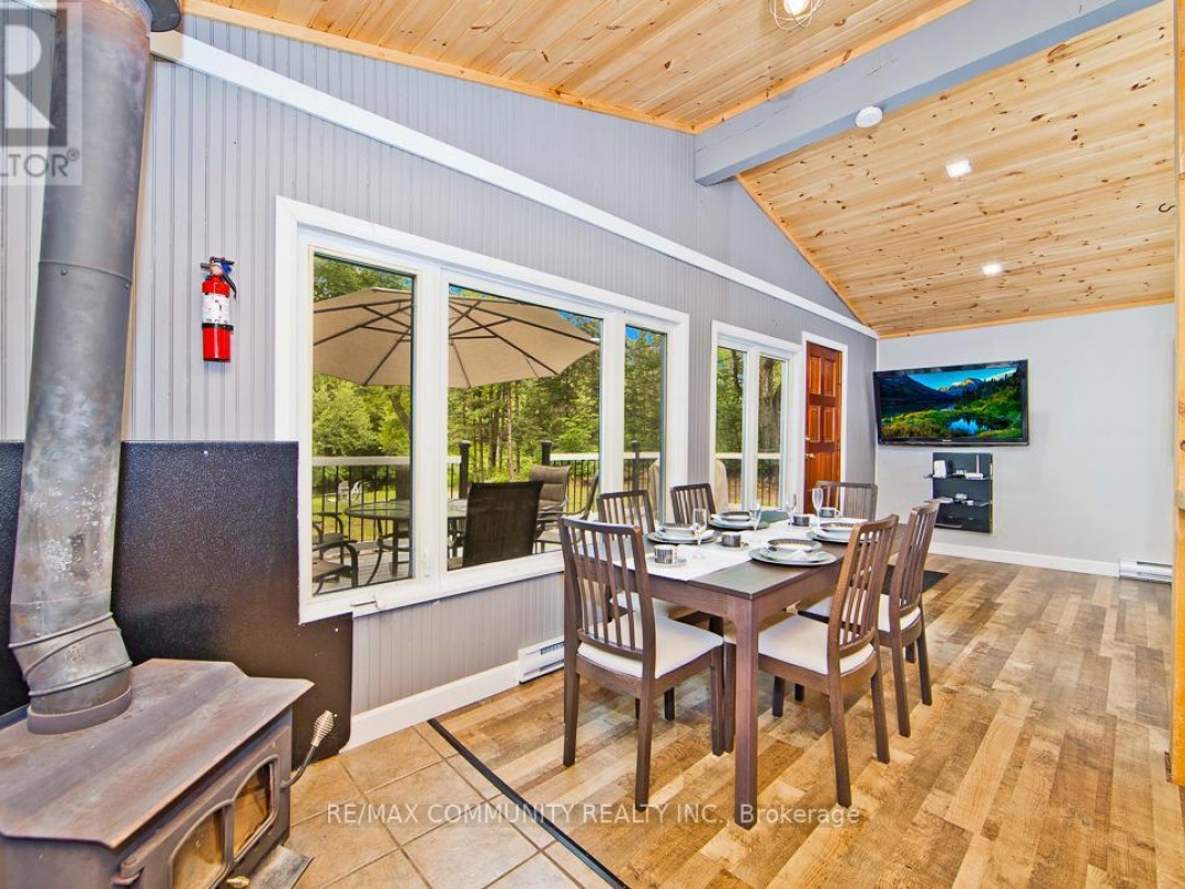 6605 PIONEER VILLAGE LANE, 