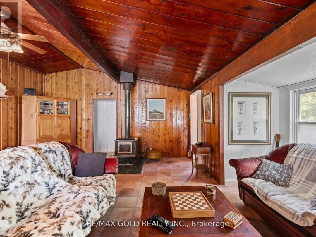 1305 CAROL ANN AVENUE, 