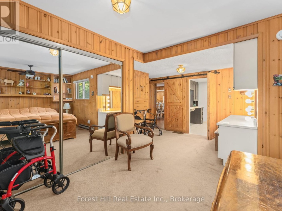 1062 PINE LAKE ROAD, 