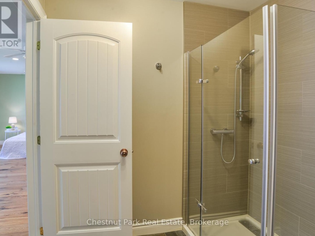 3547 Lauderdale Pt Crescent, Sparrow Lake