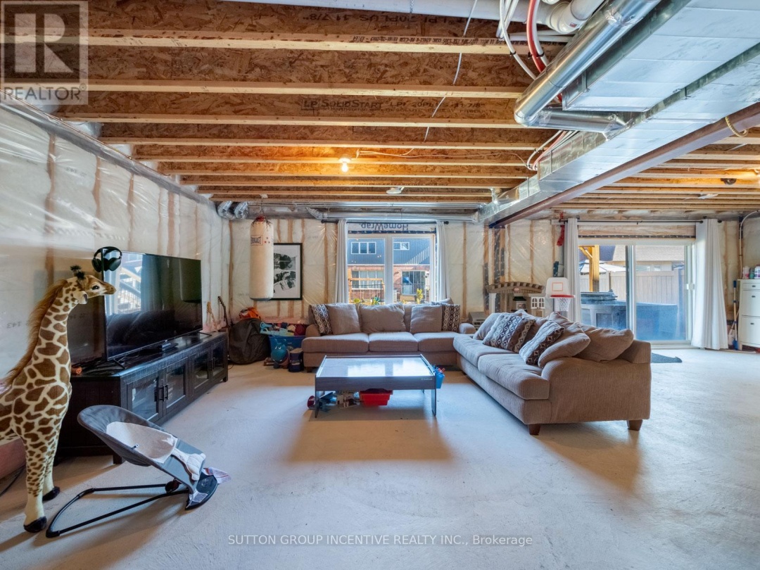 3007 Annalysse Drive, Orillia