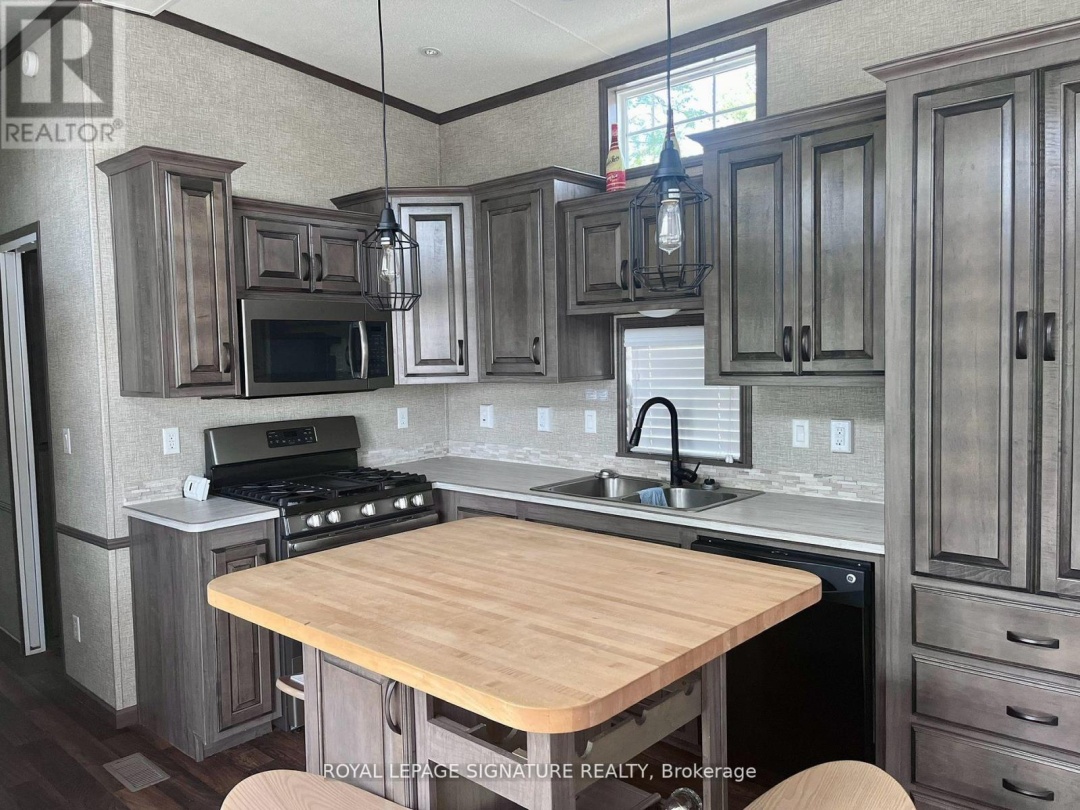 30 2152 County 36 Road, Emily Creek
