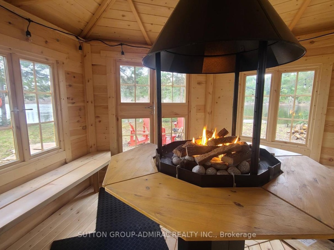1047 Colony Trail, Lake Muskoka