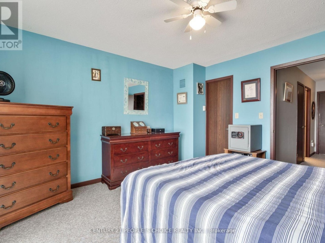 3 4 Paradise Boulevard, Lake Simcoe