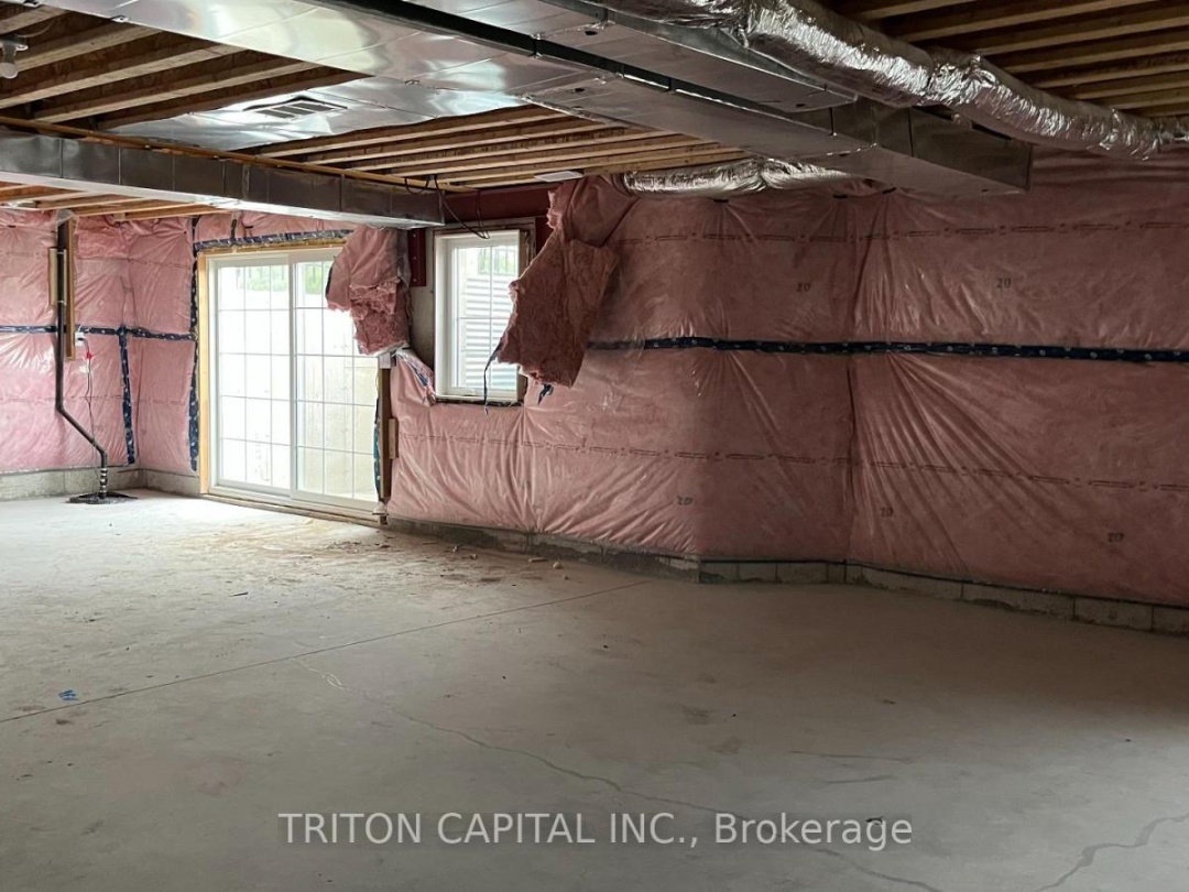 5 TURNBERRY COURT, 