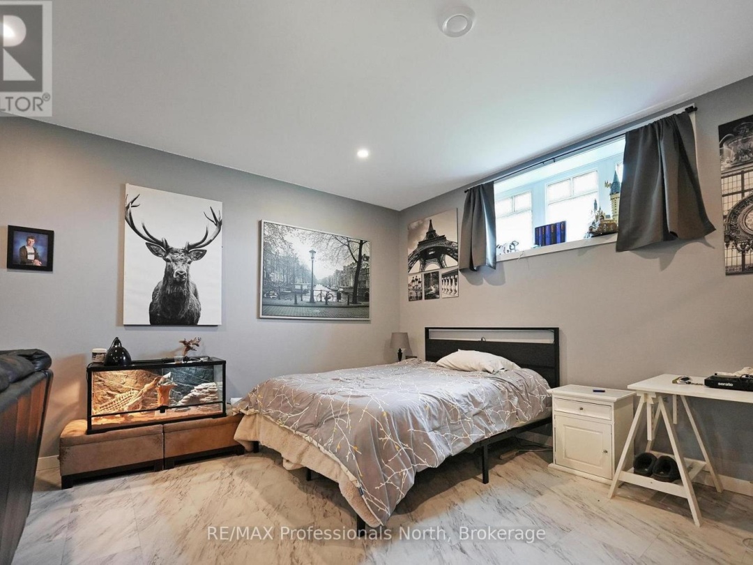 64 WINDOVER DRIVE, 