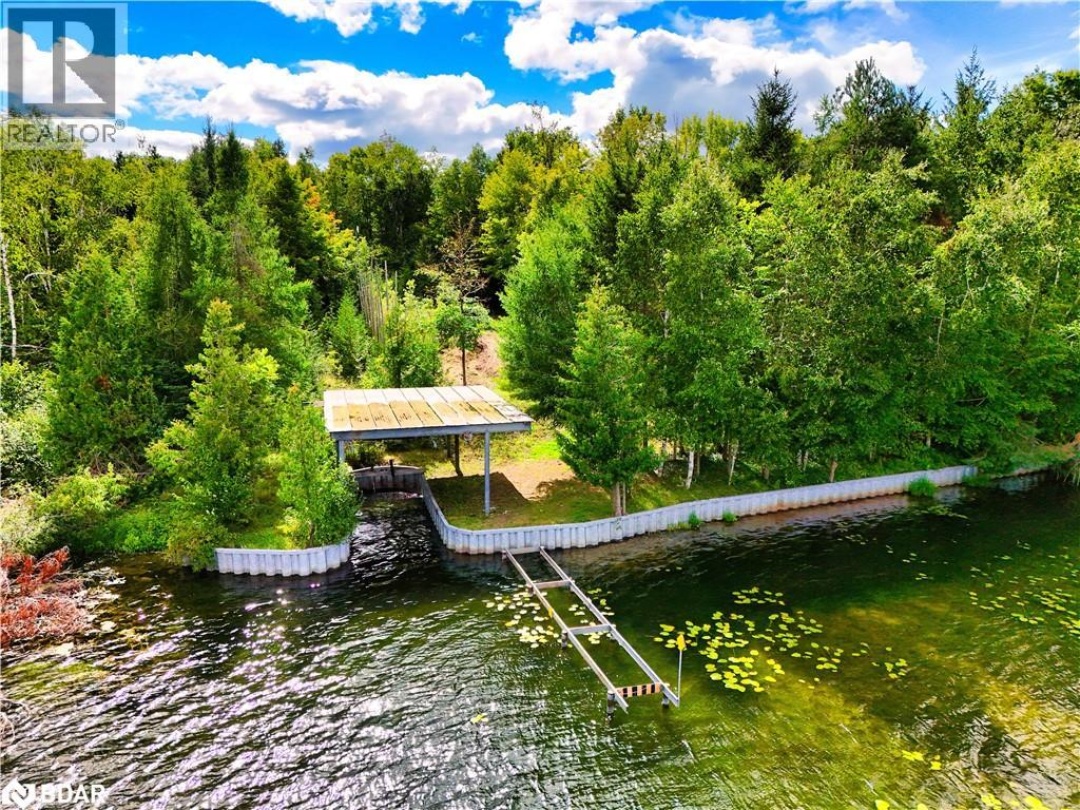 9 BEACH Road, 