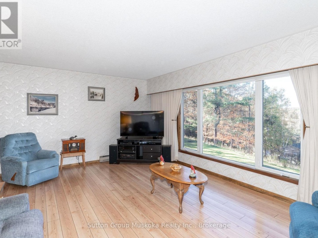 467 WEST BROWNS ROAD, 