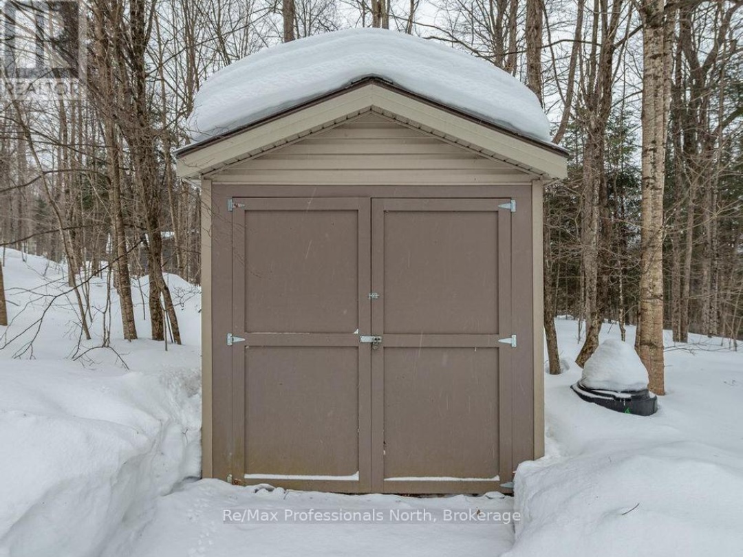 1145 Chelsea Lane, Maple Lake