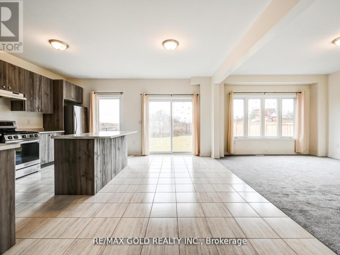 84 Atlantis Drive W, Orillia