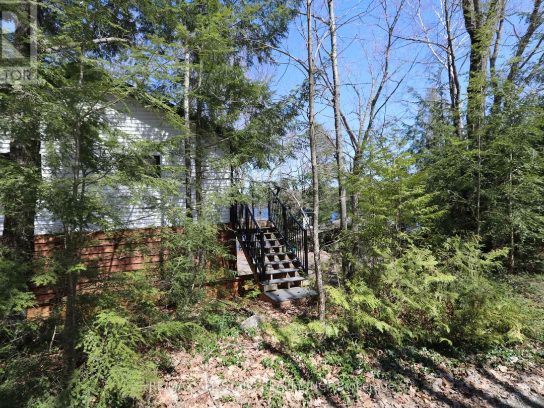 1008 Rolland Drive, Little Kennisis Lake