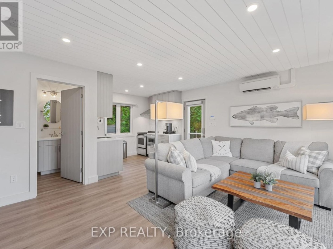 124 Claren Crescent, Lake Vernon