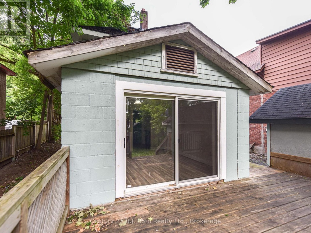 235 Harvey Street, Orillia