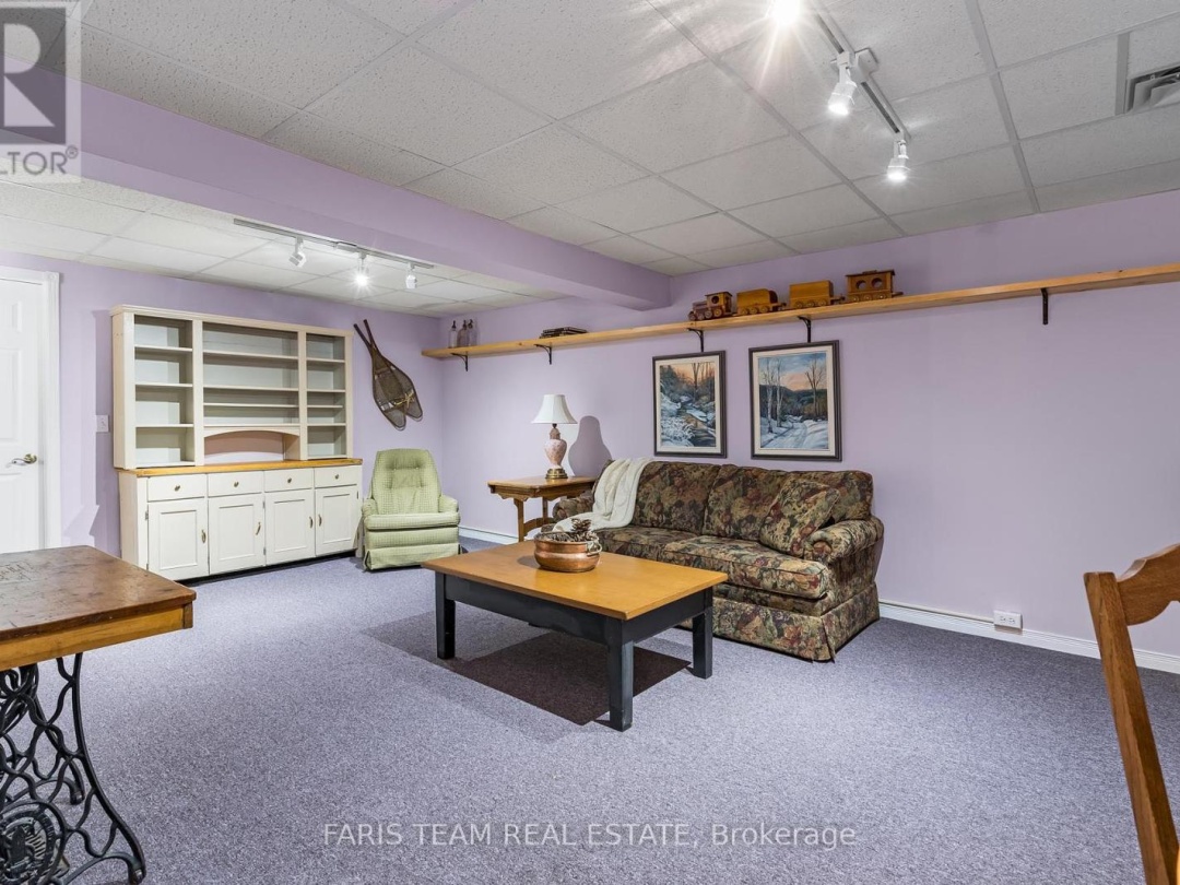 422 40 Museum Drive, Orillia