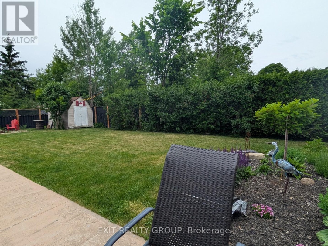 76 JOHN DILLINGNO STREET, 