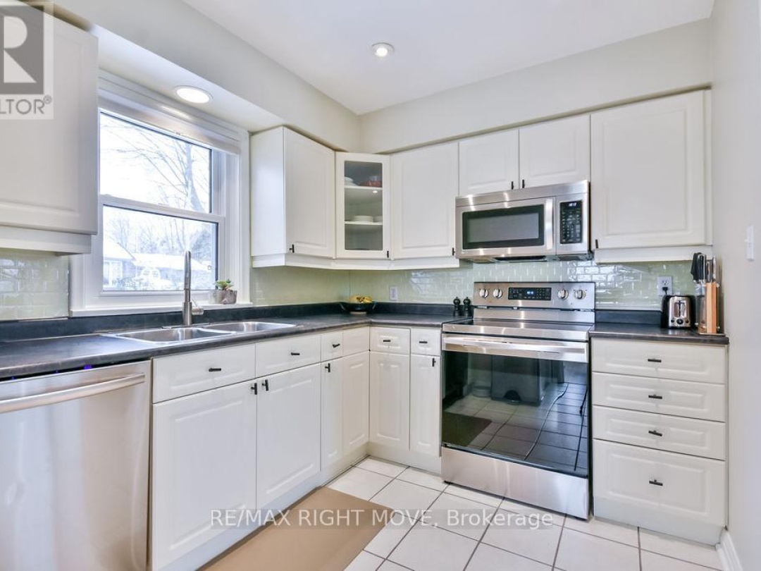 46 Dalton Crescent N, Orillia