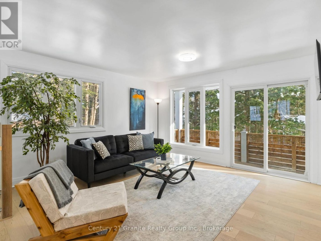 7032 COUNTY ROAD 121, 