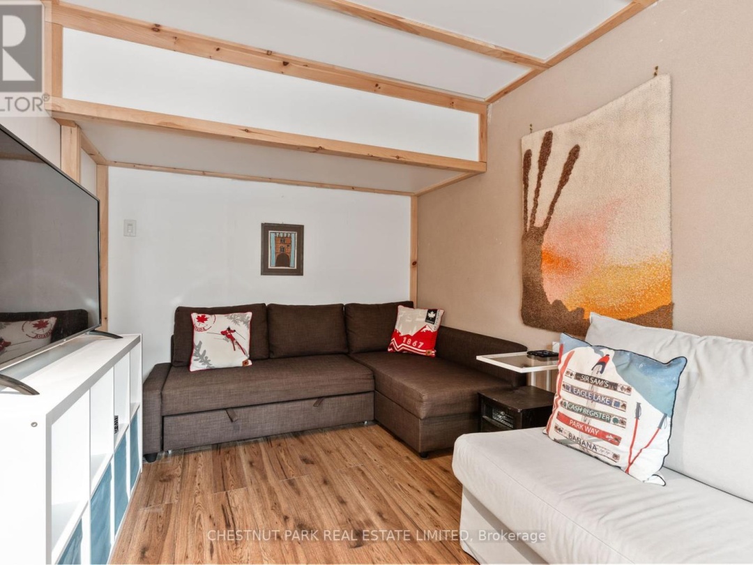 1316 SIR SAM'S ROAD, 