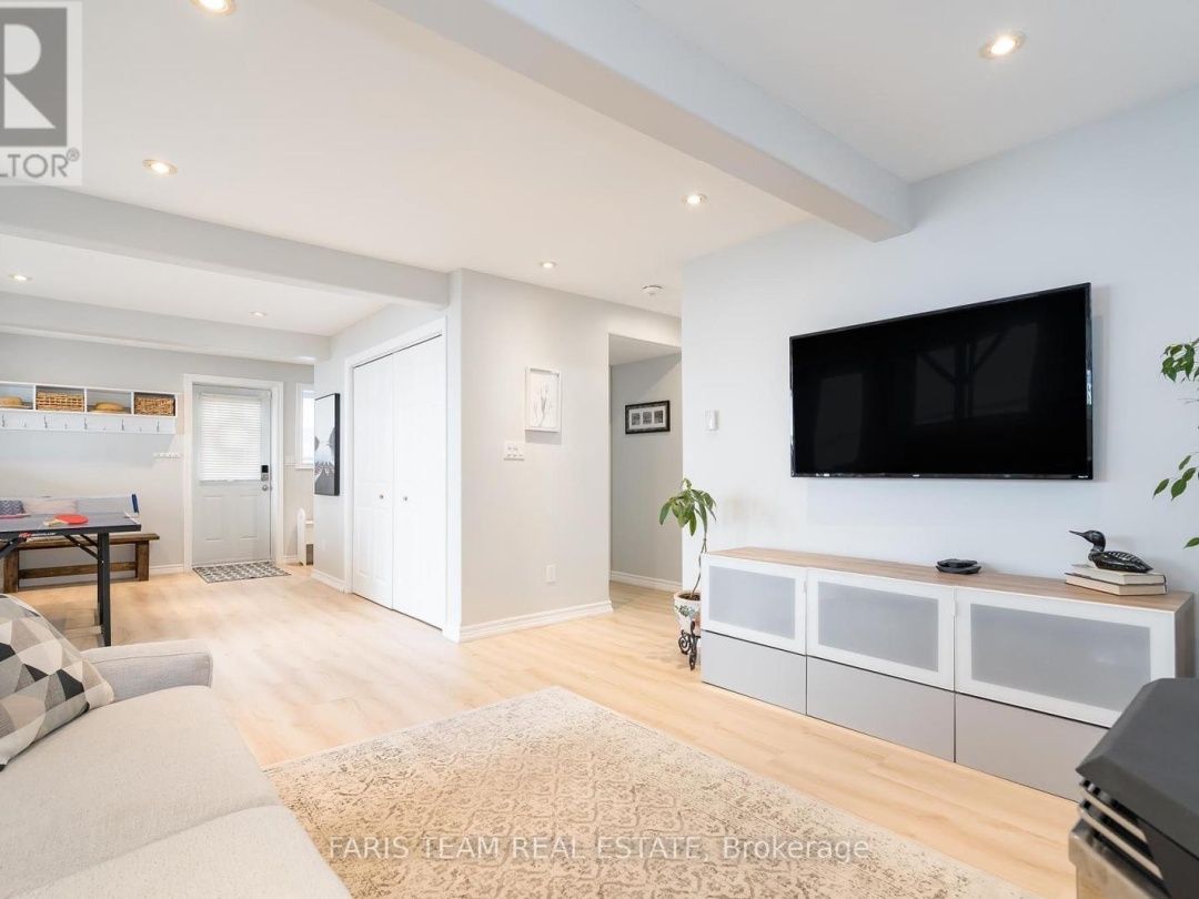 282 Robins Point Road, Georgian Bay