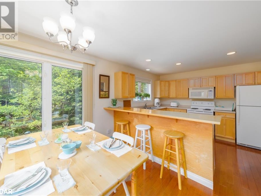 1065 Forrester Trail, Muskoka River