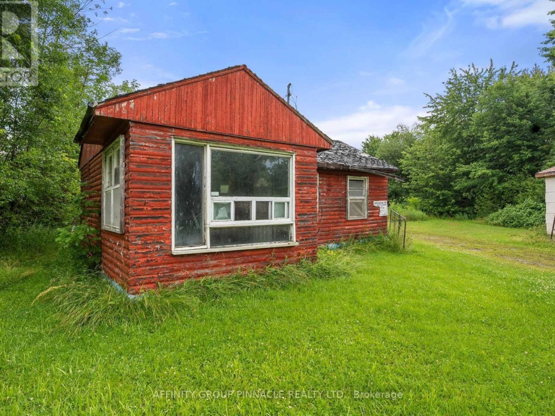 1 & 4 2559 Lakeshore Drive, Ramara
