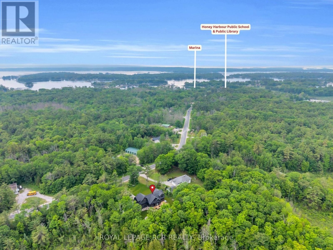 2360 HONEY HARBOUR ROAD, 