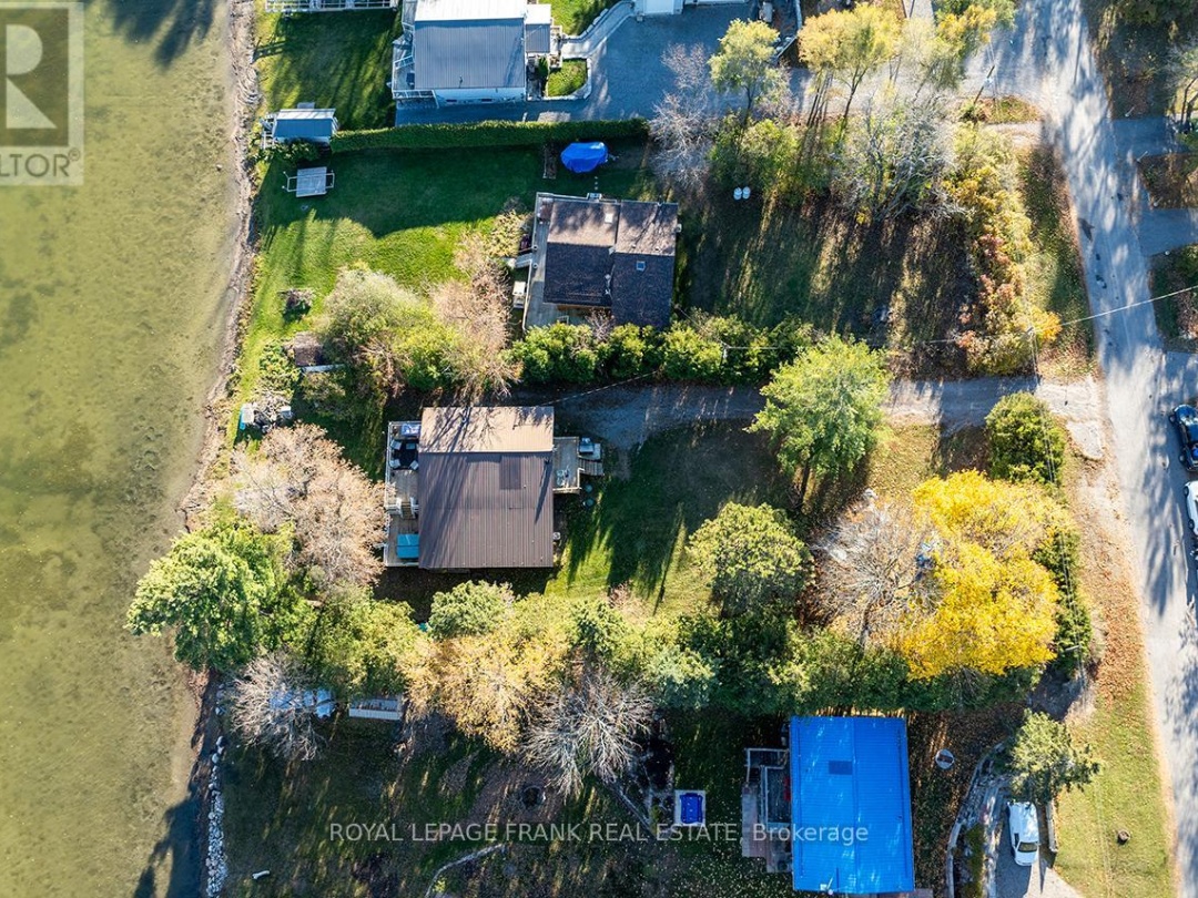 121 BALL POINT ROAD, Lake Scugog