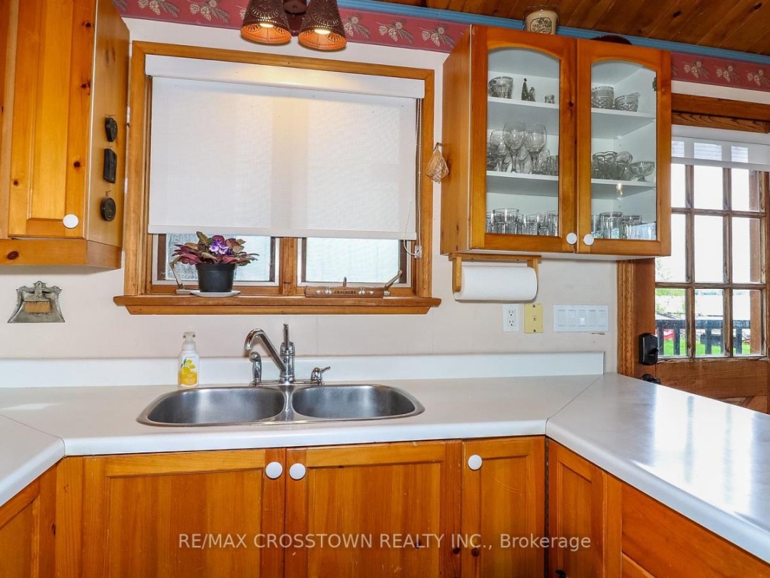 3822 Glenrest Drive, Lake Simcoe