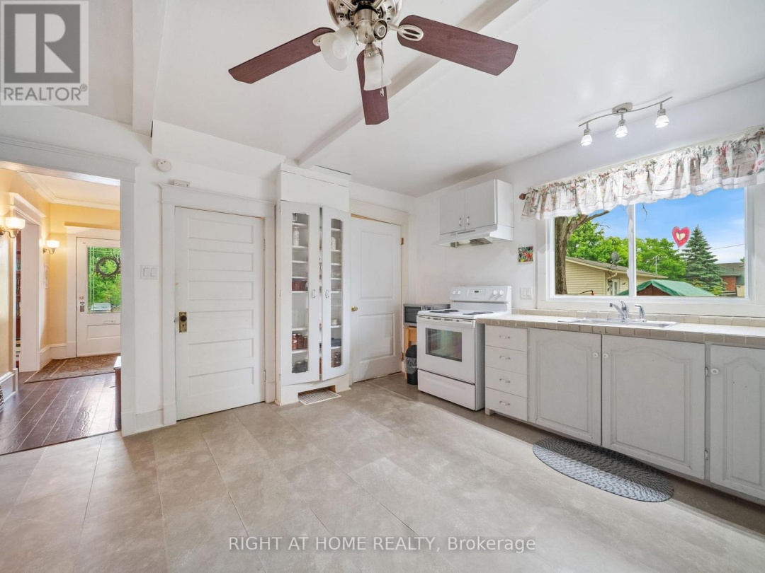 251 LACLIE STREET, 