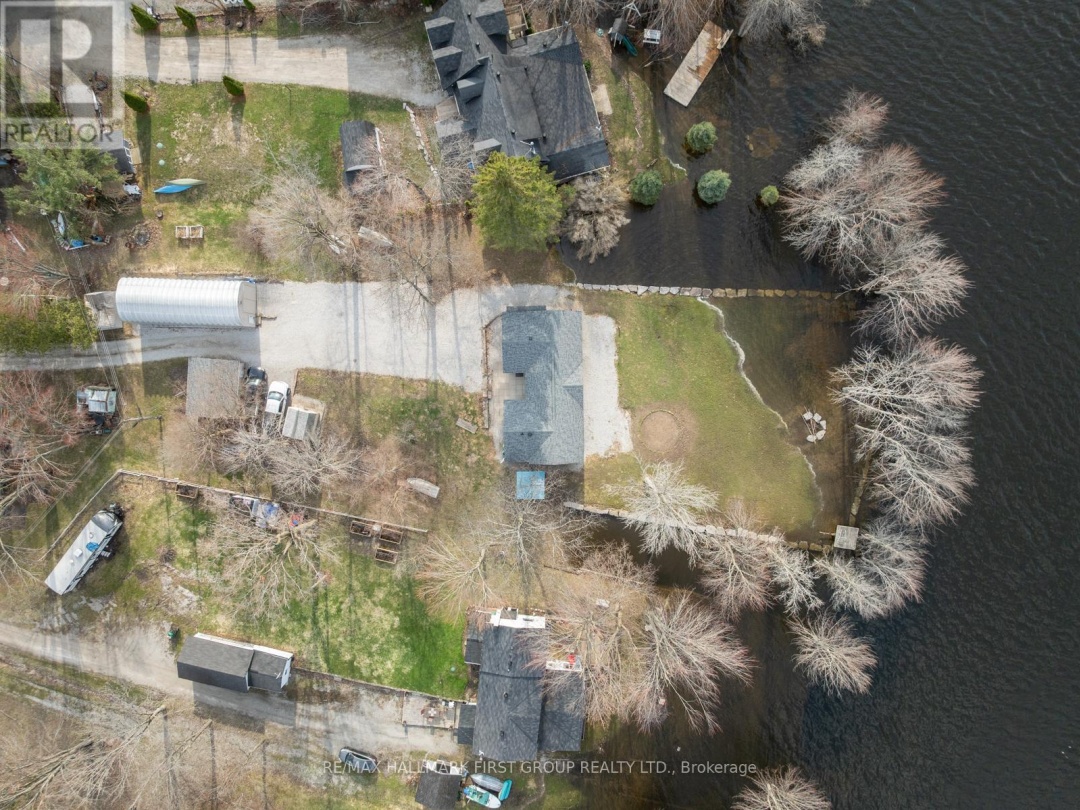 6386 Bluebird Street, St John Lake