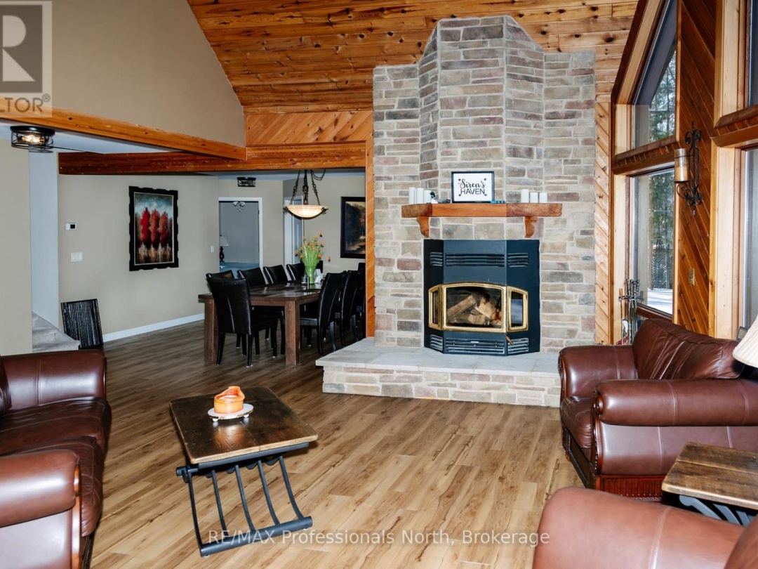 15111 Highway 35, Twelve Mile Lake