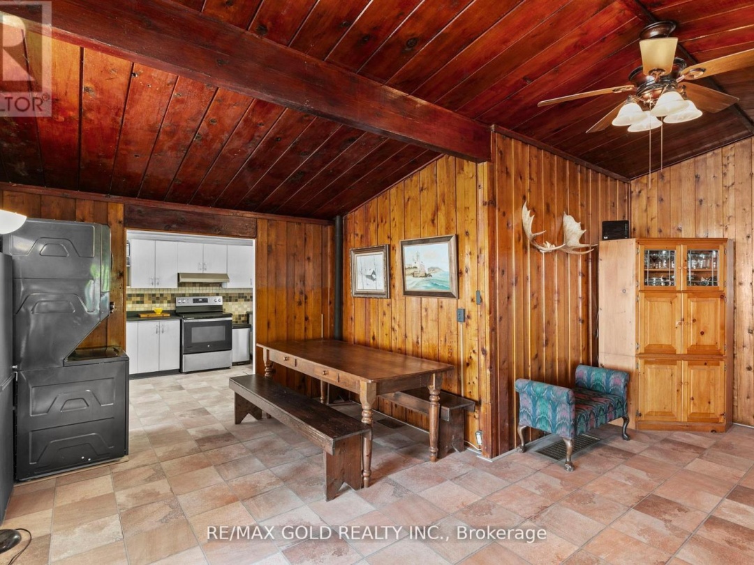 1305 CAROL ANN AVENUE, 