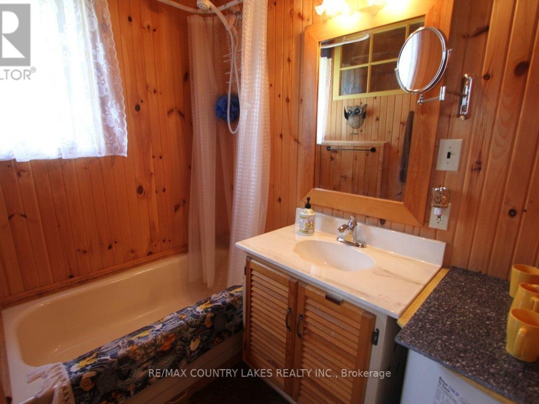 B40854 SOUTH HARBOUR THORAH ISLAND LANE, 
