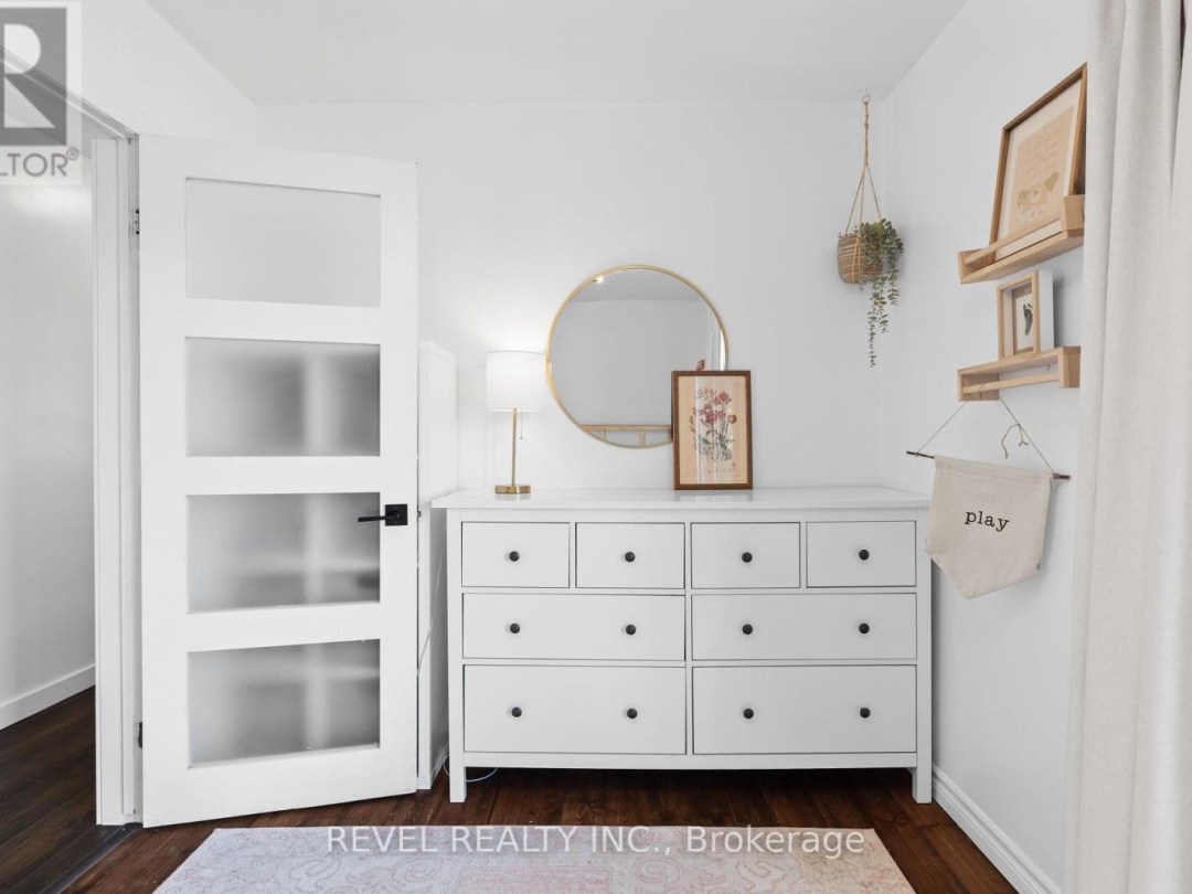 11 MARSH CREEK ROAD, 