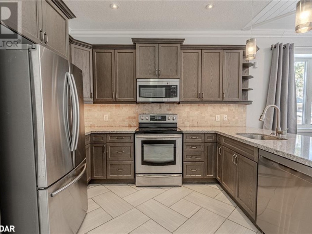 2 Jordan Lane, Huntsville