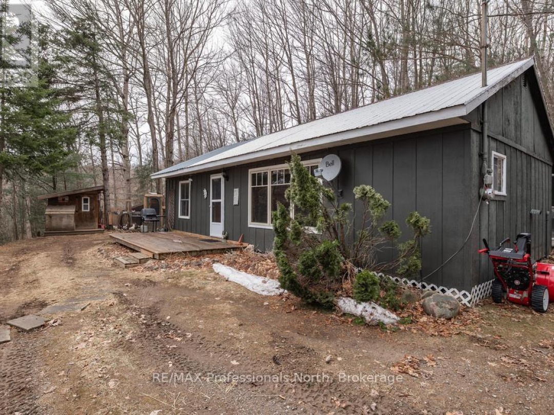 1325 Claude Brown Road, Bob Lake