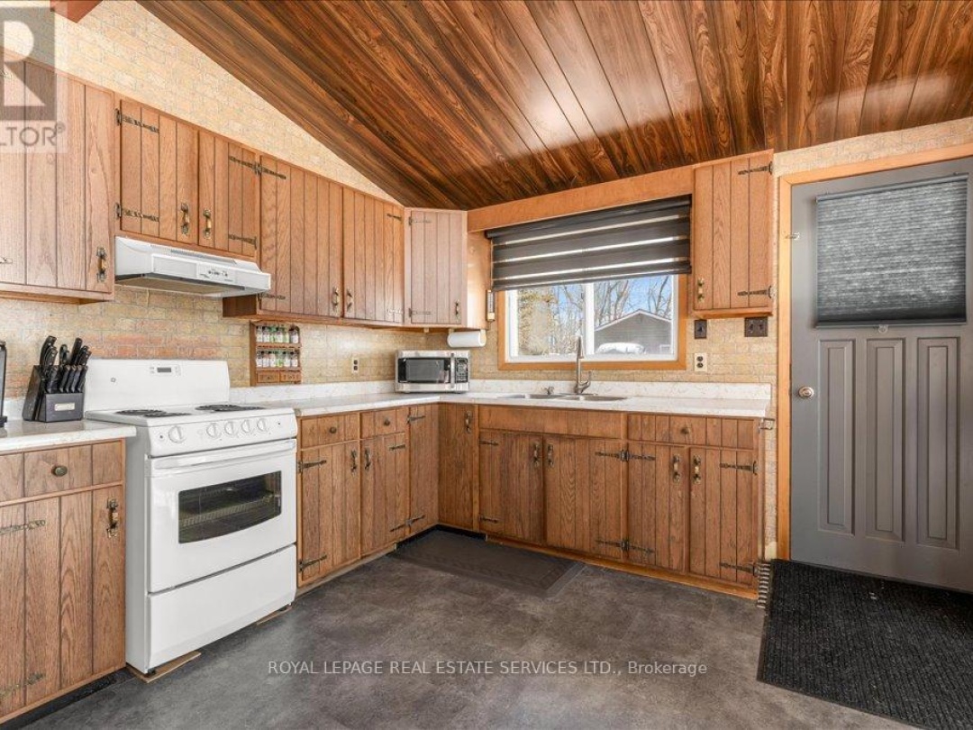 1129 CONCESSION ROAD 9, 