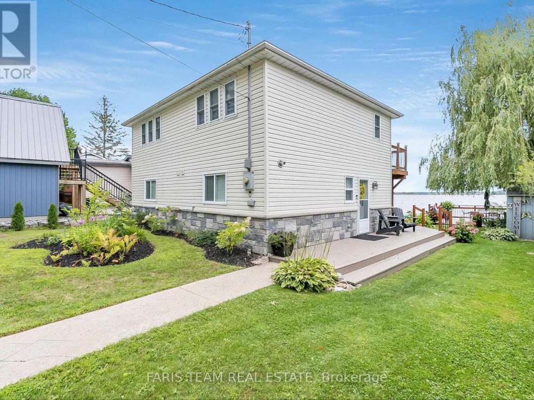 282 Robins Point Road, Georgian Bay
