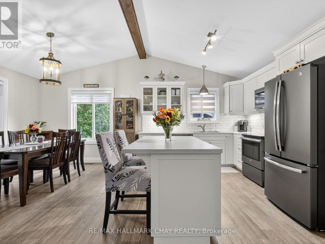 202 VEL-DOR CRESCENT, 