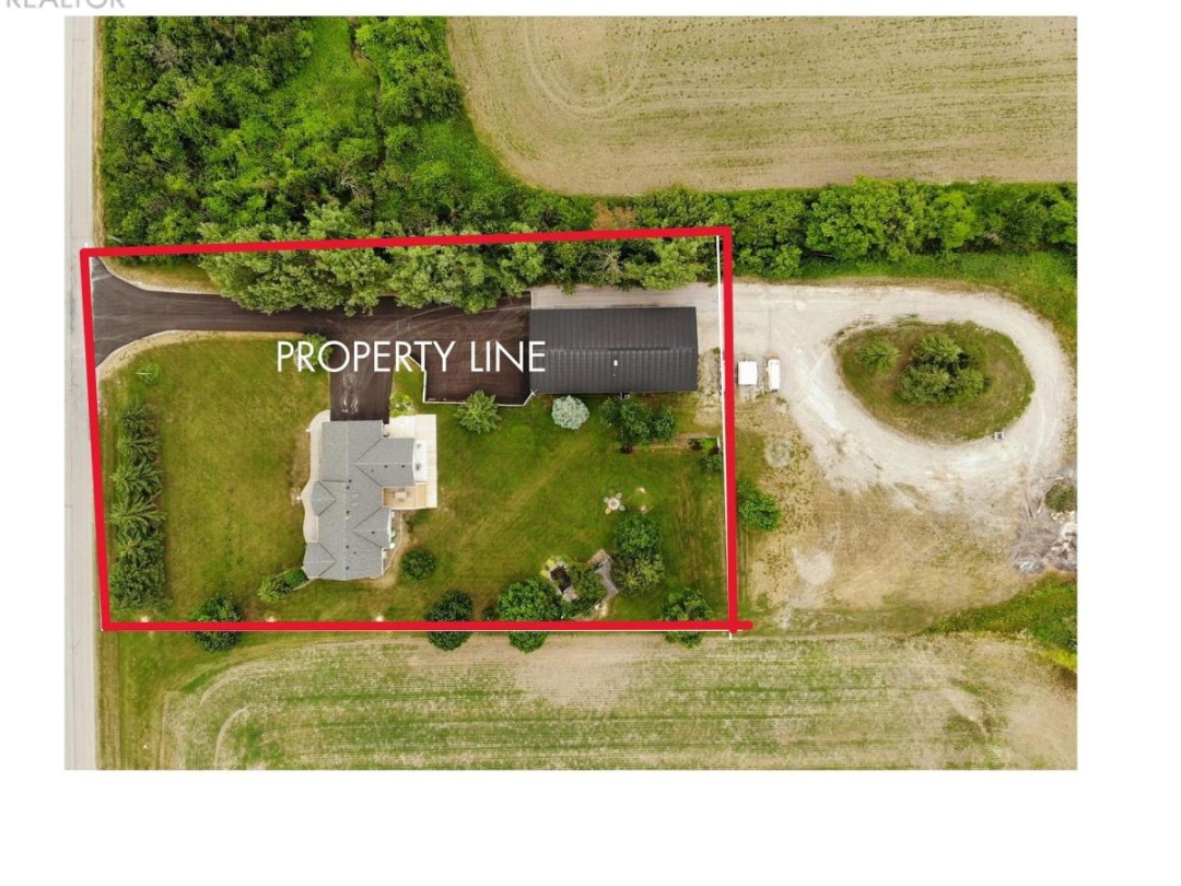 1042 SKYLINE ROAD, 