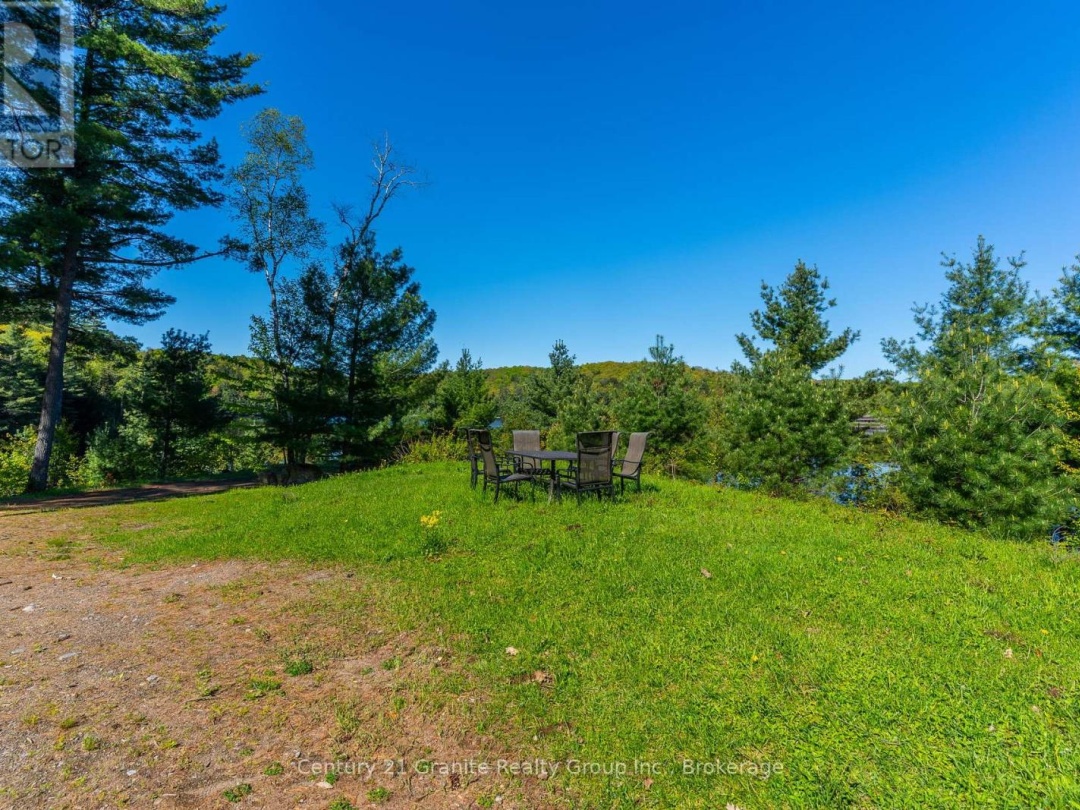 1226 TRAPLINE TRAIL, Bat Lake